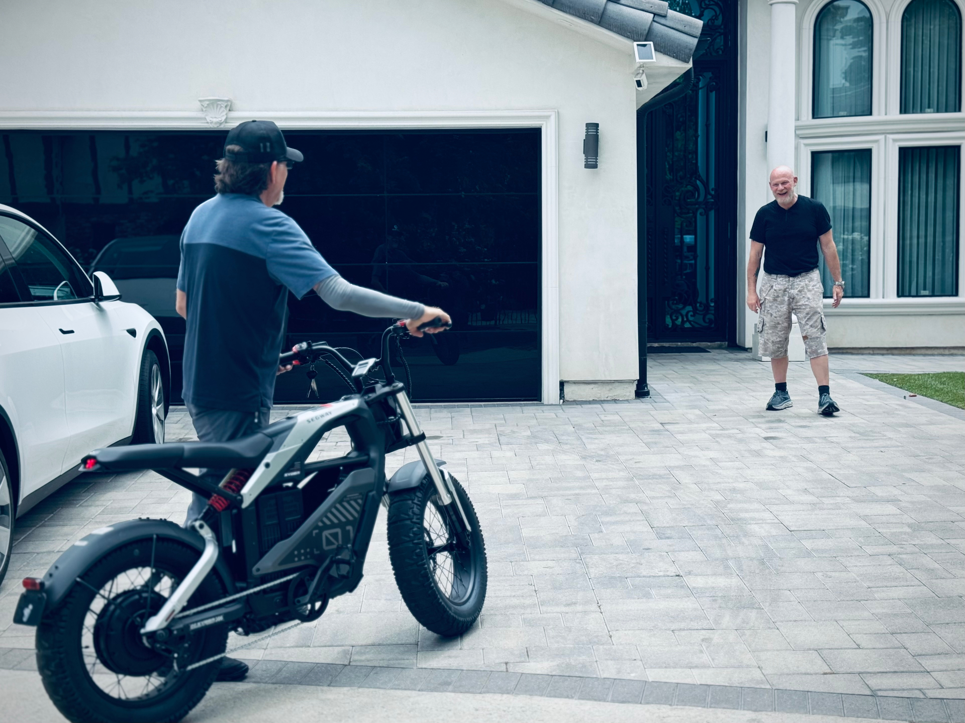 eBike Premier — Electric Bikes, E-Motos & Superbikes LA