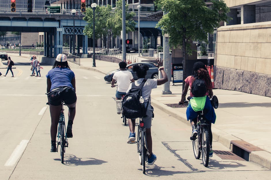 Why E-Bike Mirrors Are an Essential Accessory for Urban Riders